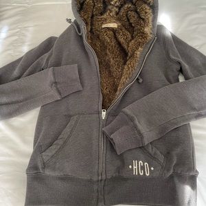 Hollister faux fur hoodie XSMALL